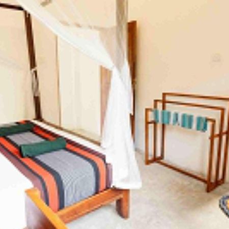Hiriketiya Ladina Homestay Dikwella Extérieur photo